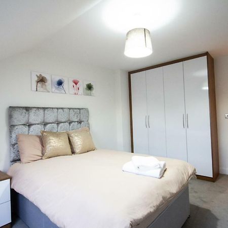 Holden Court Apartments - Apt 6 West Drayton  Bagian luar foto