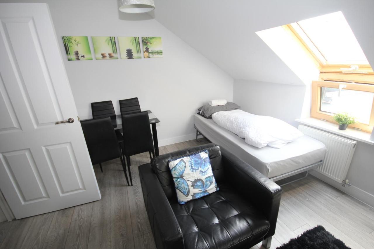 Holden Court Apartments - Apt 6 West Drayton  Bagian luar foto
