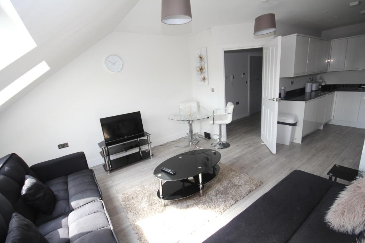 Holden Court Apartments - Apt 6 West Drayton  Bagian luar foto